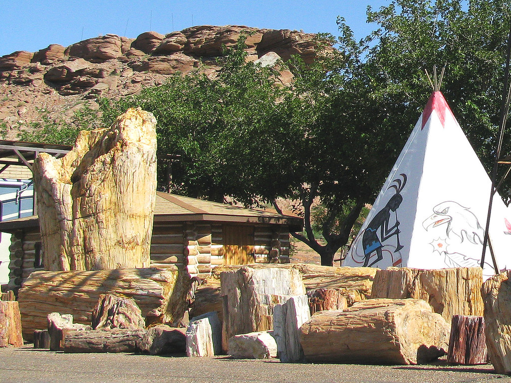 71b Holbrook AZ Geronimo Trading Post 03 John Hagstrom Flickr