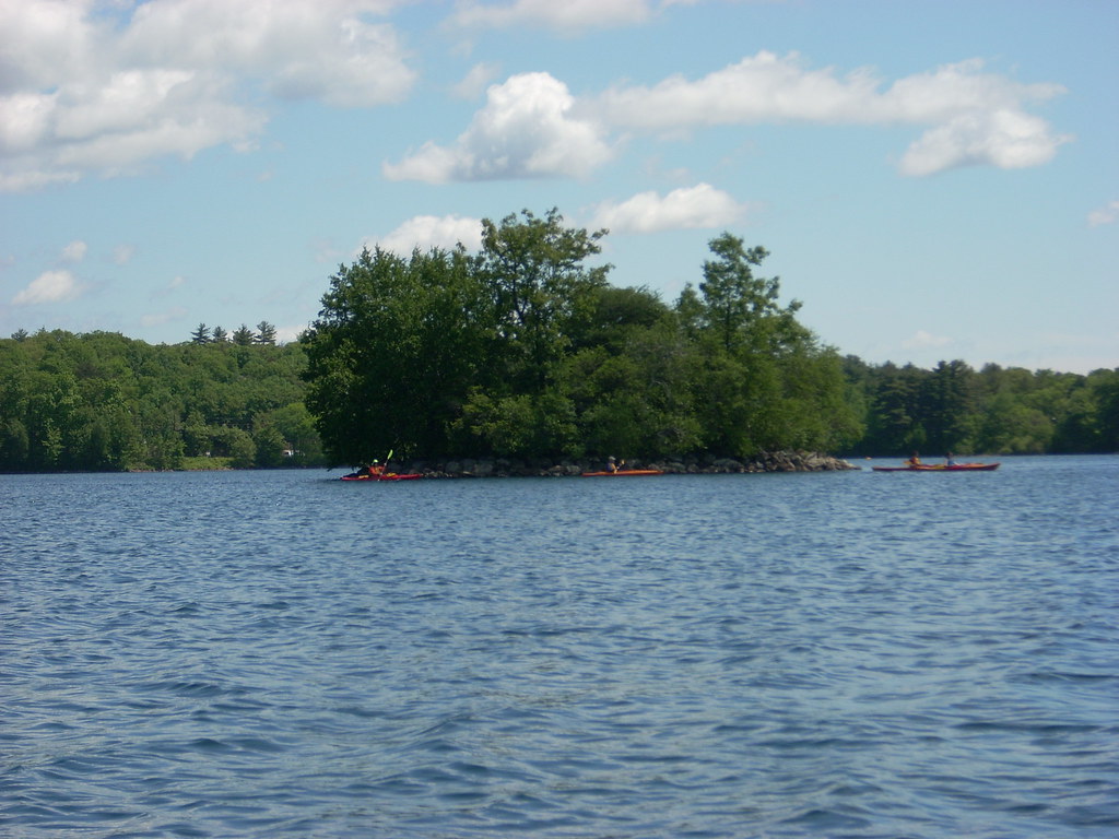 Kayaking in Spot Pond, Stoneham MA It's not a bad way to b… Flickr