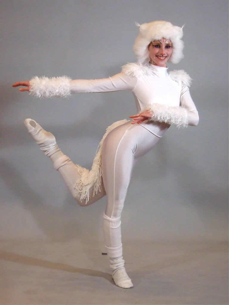 BALTICON43_"Victoria" costume (from Cats, the Musical) Flickr