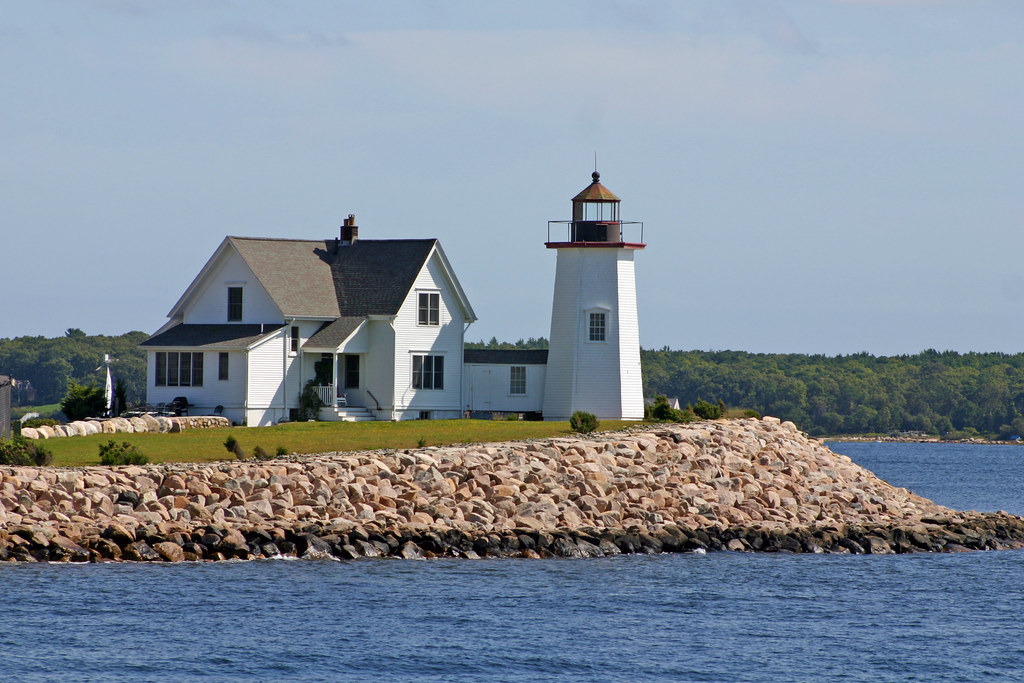 Wings Neck Lighthouse, Massachusetts Wings Neck Lighthouse… Flickr