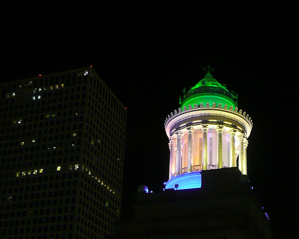 New Orleans, LA Hibernia Bank Building The Hibernia Bank b… Flickr