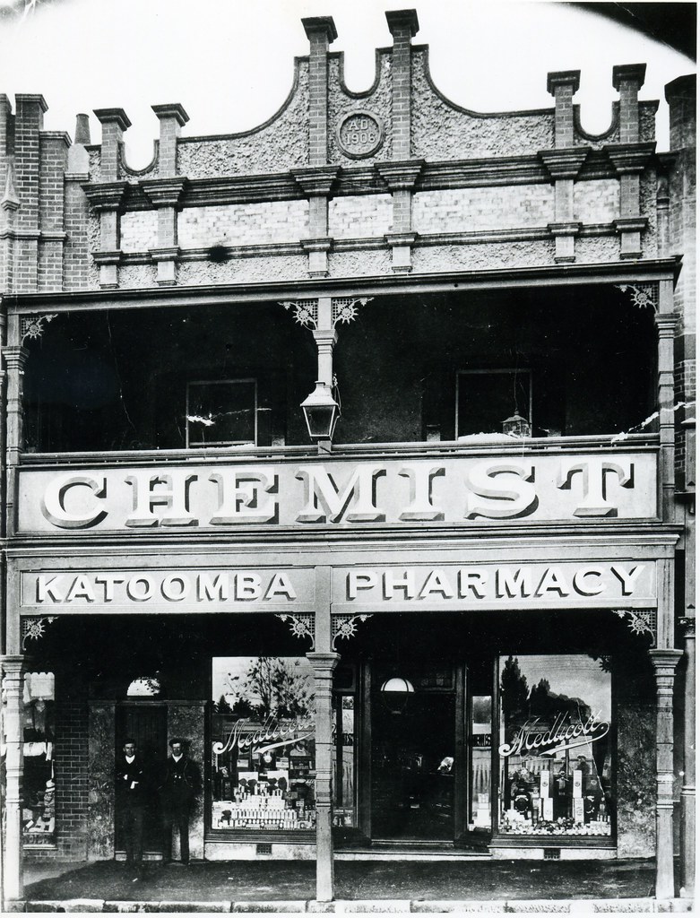 Medlicott's Katoomba Pharmacy c1910 E E Medlicott, MPS, es… Flickr