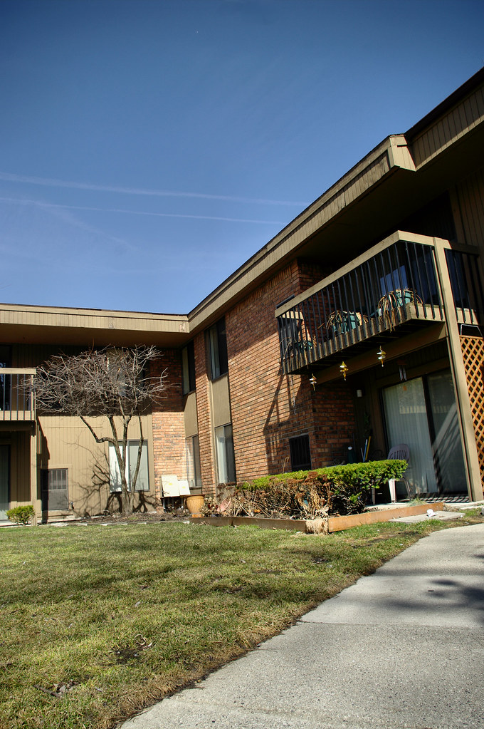 Paragon Properties / Eastwood Village Paragon Properties /… Flickr