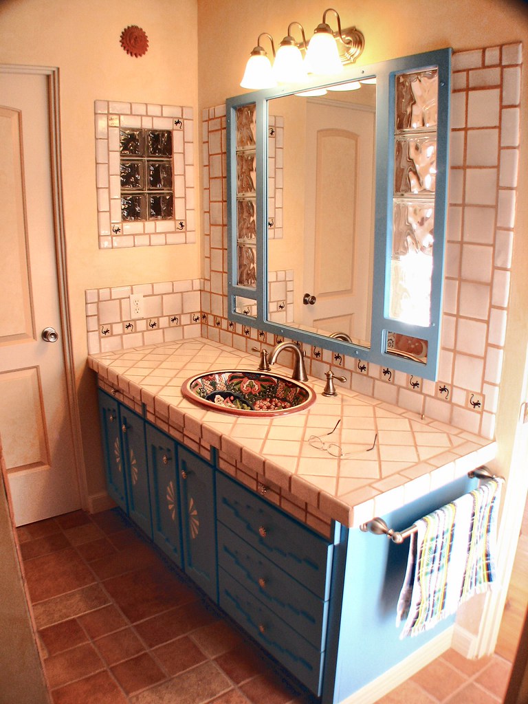 upstairs bathroom new vanity & stuff The upstairs bath has… Flickr