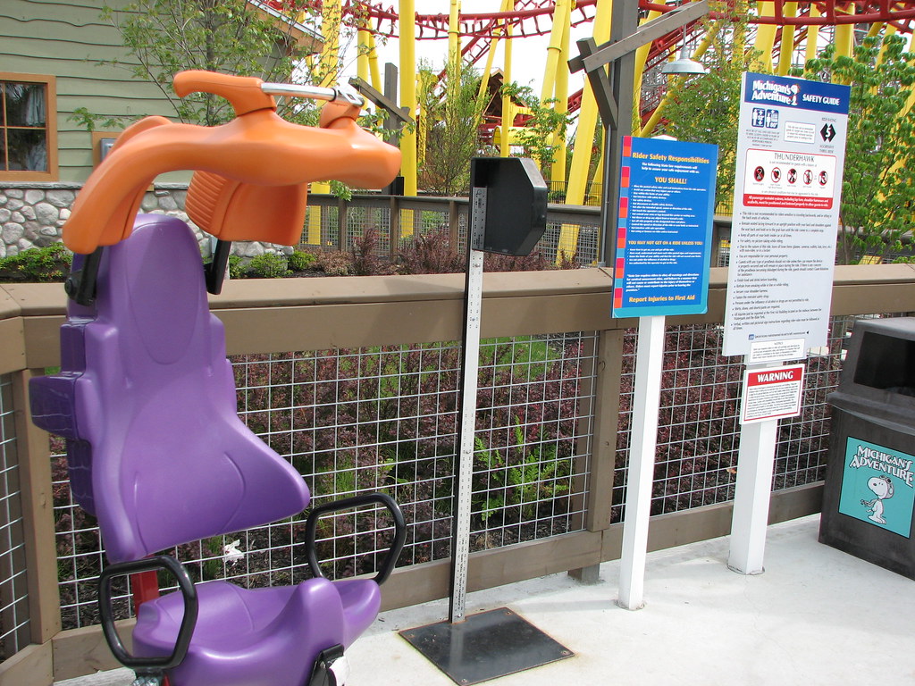 Michigan's Adventure 030 Thunderhawk test seat www.rollerc… Flickr