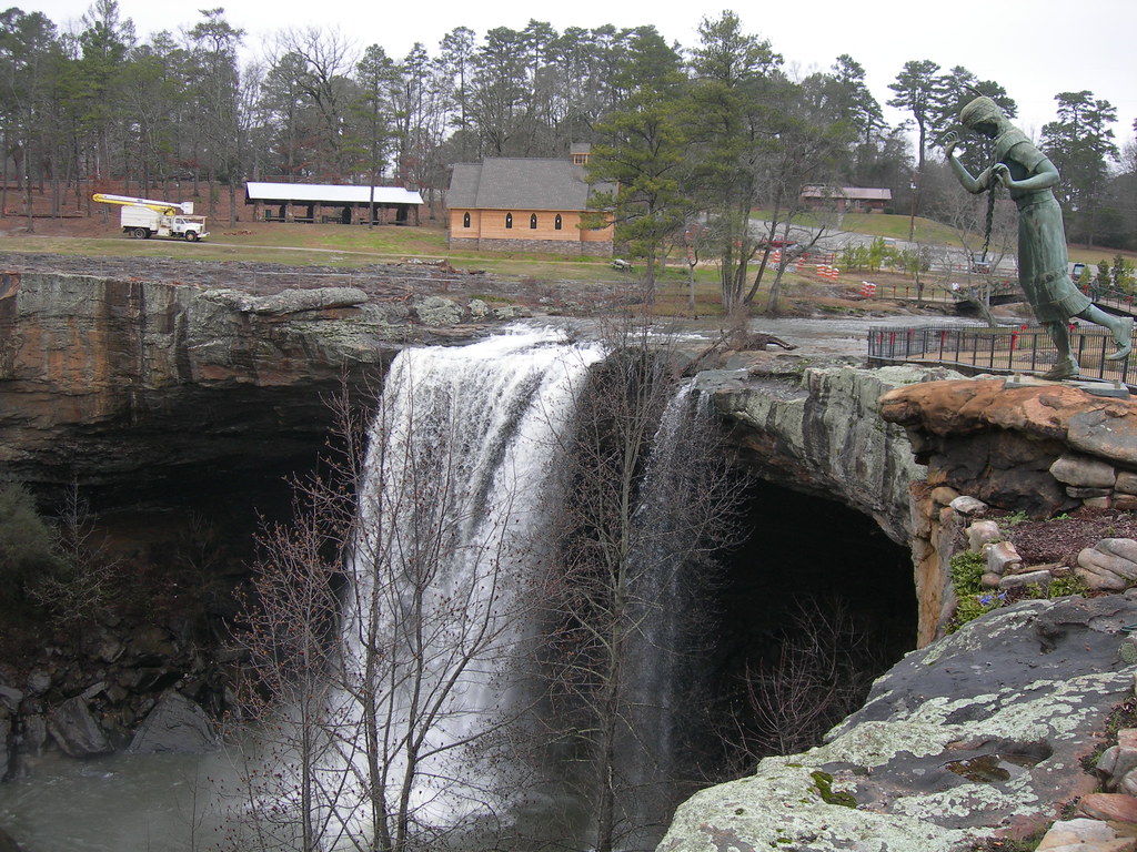 Noccalula Falls Gadsden, Alabama Legend of Noccalula marke… Flickr