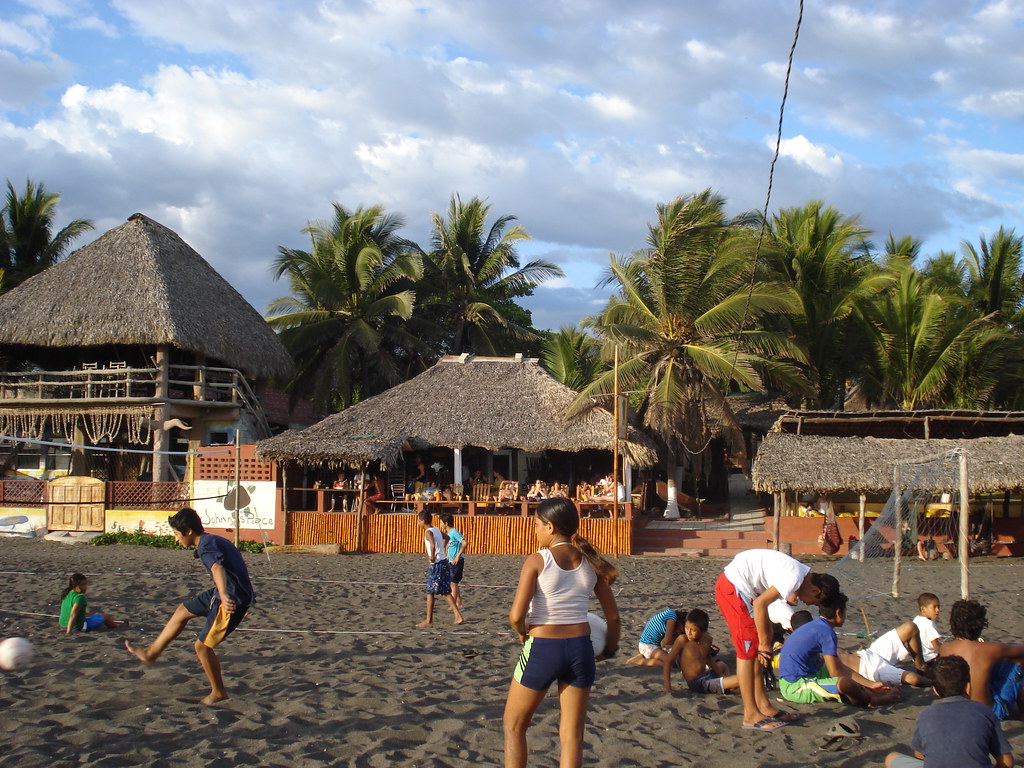 Weekend en Monterrico Guatemala (2) Sunset at Monterrico… Flickr