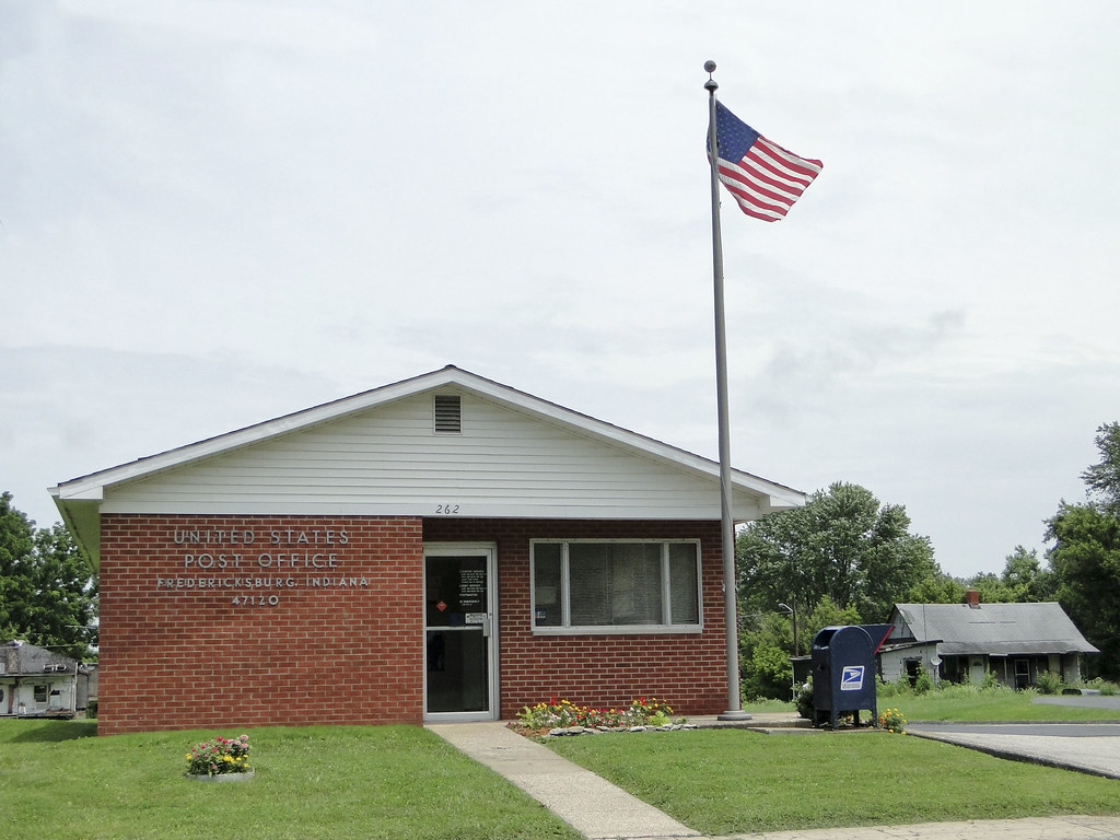 Fredericksburg Post Office Fredericksburg is a town in Pos… Flickr