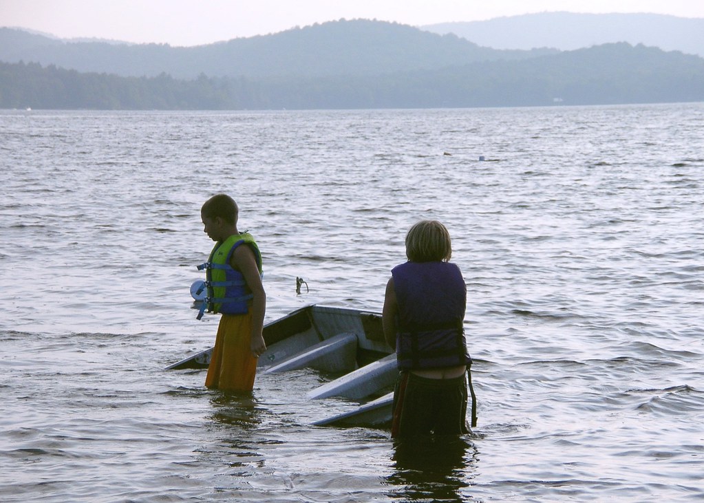 Sunken boat on Piseco Lake it's beyond bailing out at this… Flickr