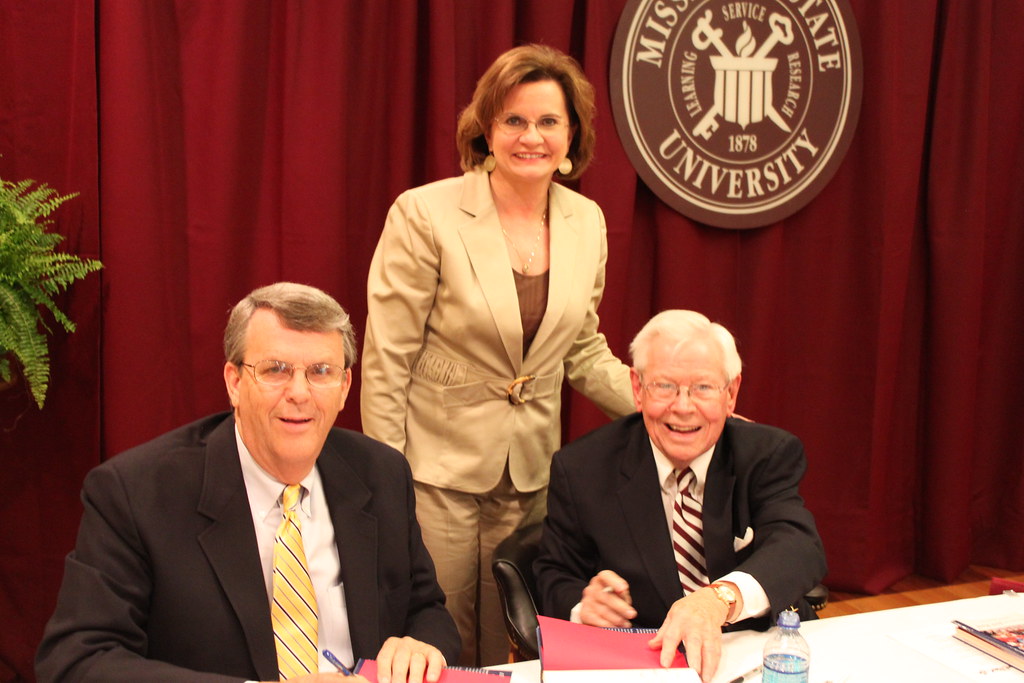Reed/McKenzie Book Signing Mississippi authors Jack Reed, … Flickr