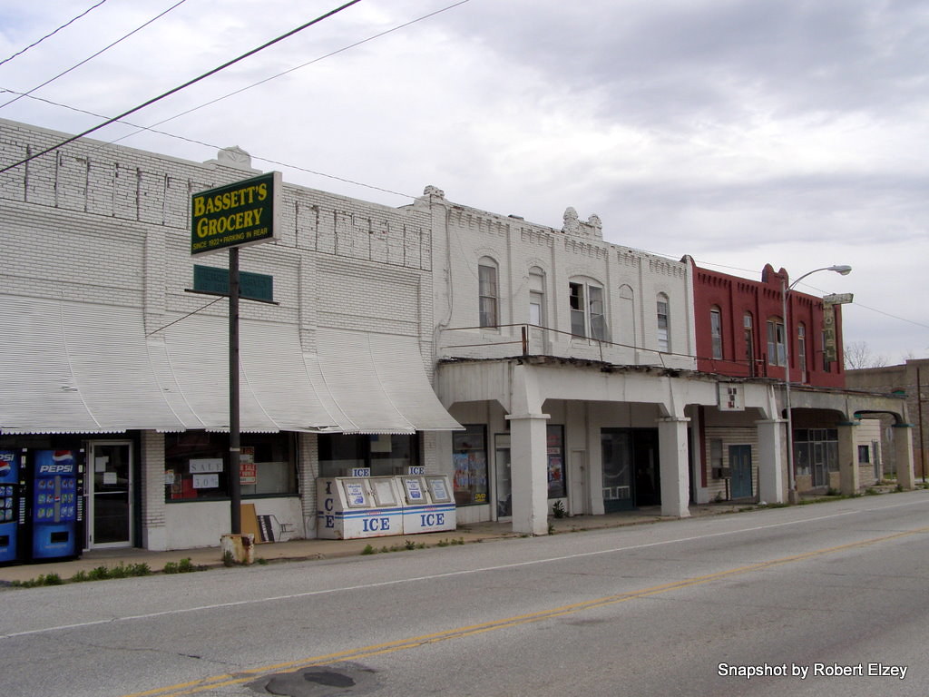 The Bassett's Grocery is in The Old Pierce & Harvey Buggy … Flickr