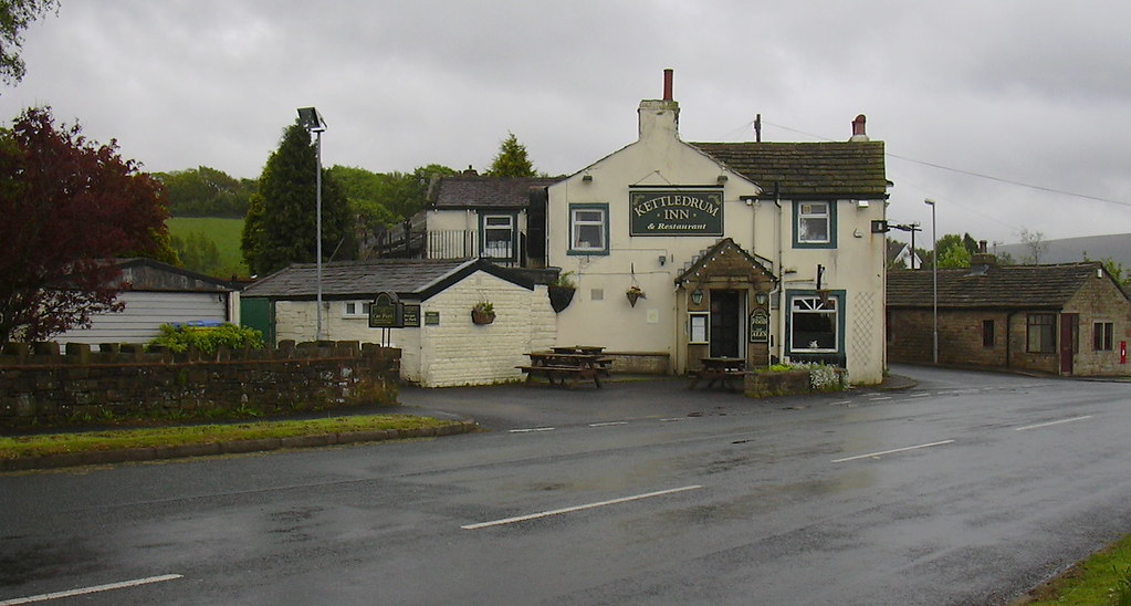 "The Kettle Drum" (Pub) 302 Red Lees Road, Mereclough, Cli… Flickr