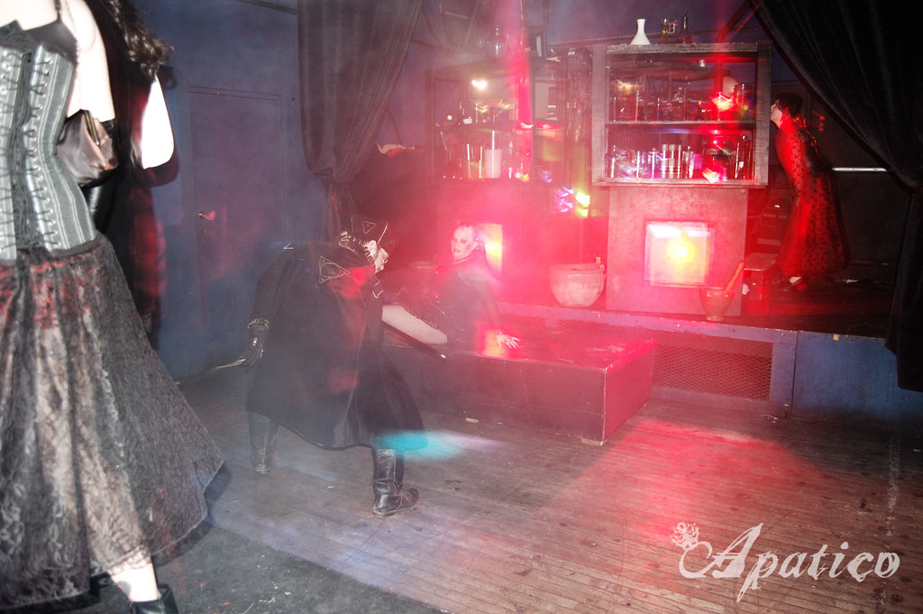 DSC_0022 Goth Prom 2009 at the Saloon in Minneapolis, MN D… Flickr