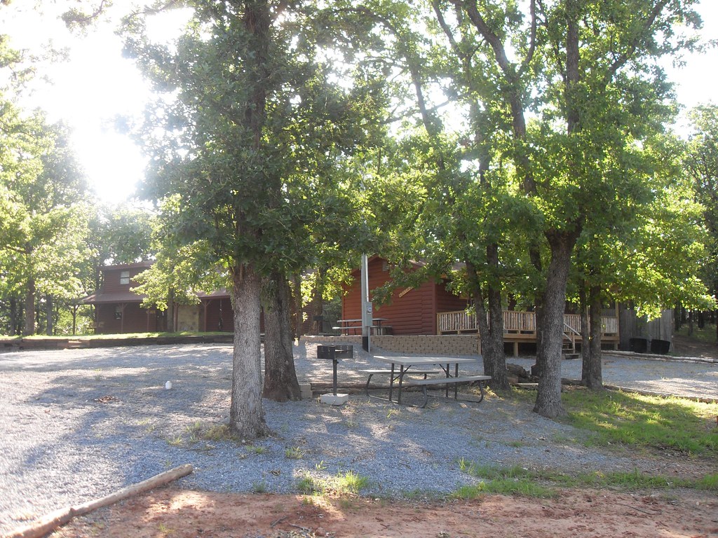 LodgeOutsidePicnic2 Arbuckle Family Lodges. For cabin rent… Flickr