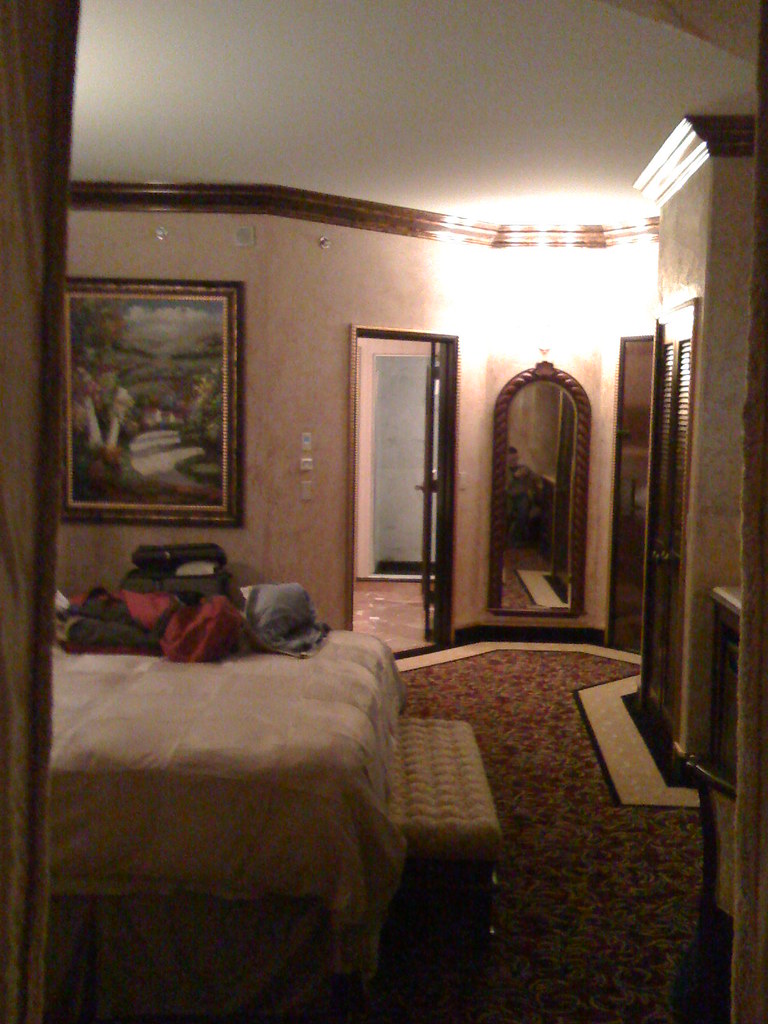 The Peppermill Reno Bedroom of the Tuscan Florence Suite 3… Jordan