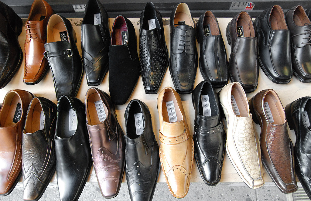 Shoes, 2009 Broadway New York City Molly Flickr