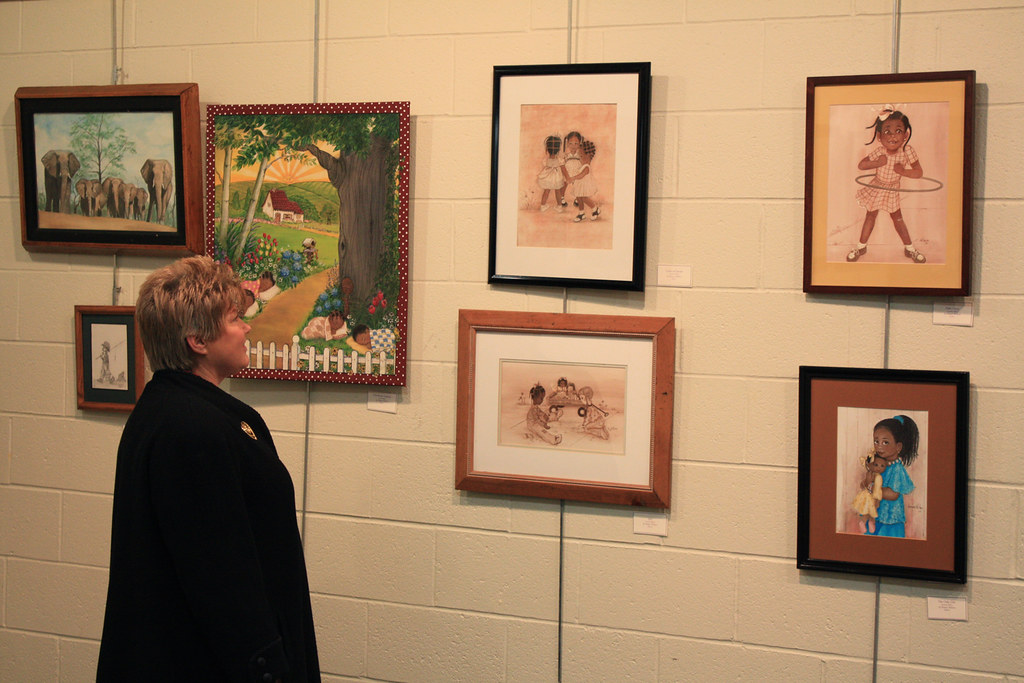 Vineland Public Library, Art Exhibit Admiring the art in o… Flickr