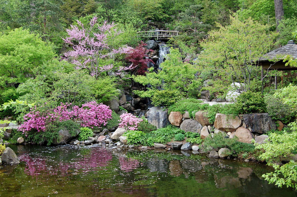 Garden Spot Does this look like Rockford, IL to you? MountainTop