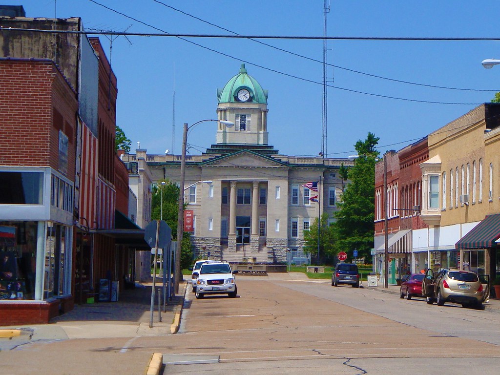 JACKSON, MISSOURI* Looking down High Street towards Jackso… Flickr