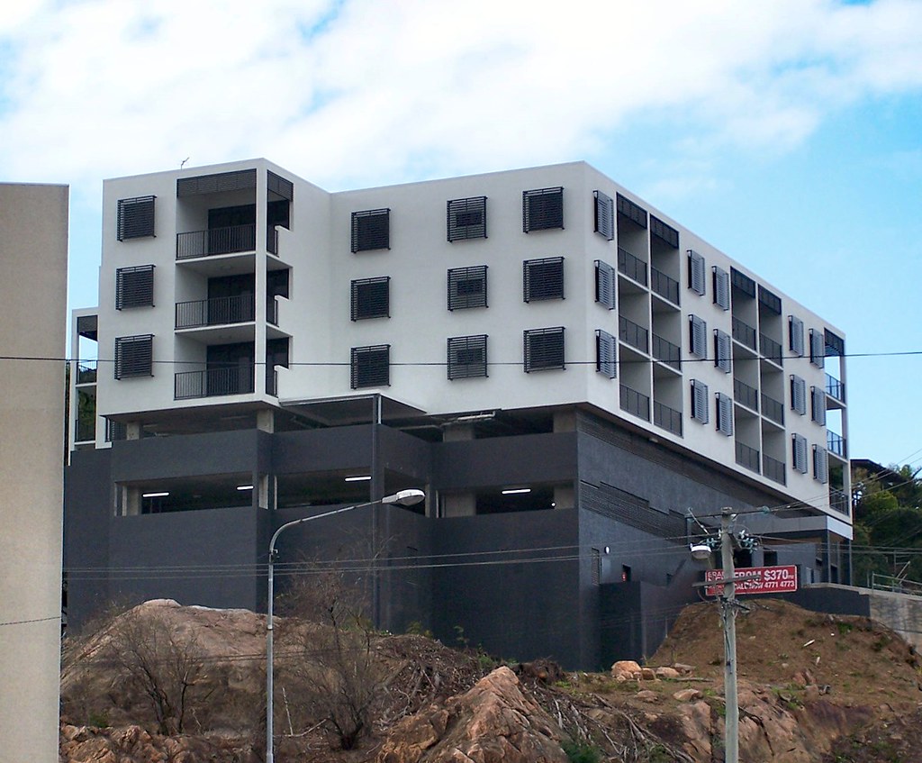 25 Melton Terrace, Townsville View of the recently complet… Flickr