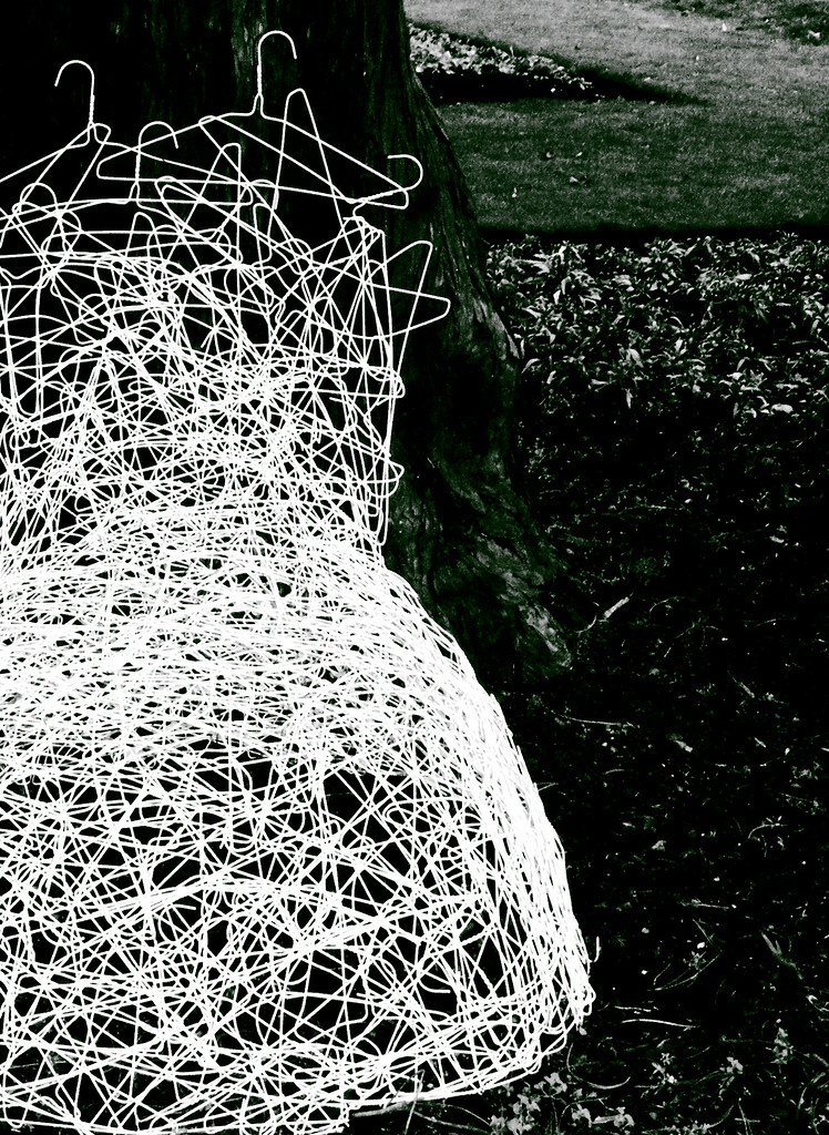 Hanger Chair 1 Chair made from wire coat hangers www.junkf… Flickr