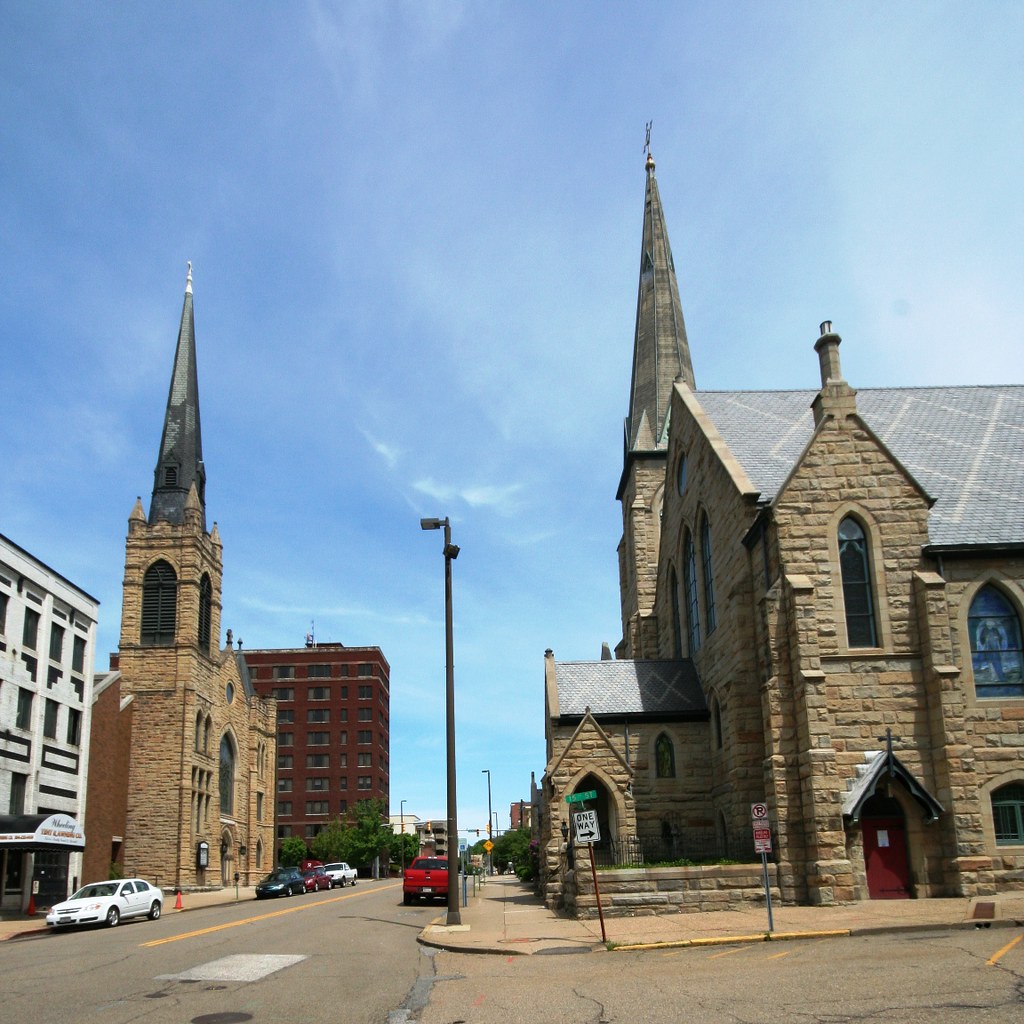 Two churches IMG_5300 Two churches, Wheeling, West Virgini… Flickr