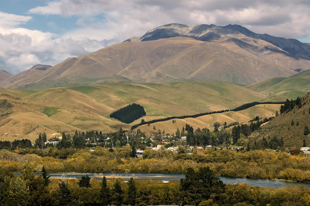 The heady metropolis of Kurow, South Canterbury, New Zeala… Flickr