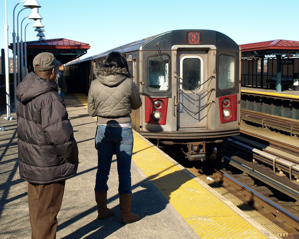 Allerton Avenue Subway Station, Bronx, New York City Flickr
