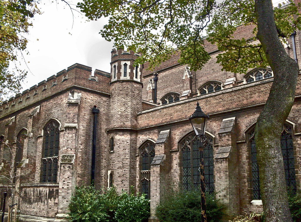 Holy Cross Priory Holy Cross Priory Catholic Church, betwe… Flickr