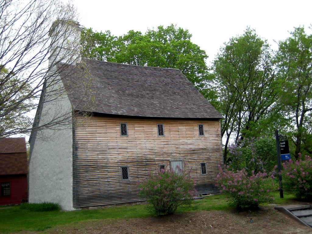 The Historic Eleazer Arnold House in Lincoln, Rhode Island… Flickr