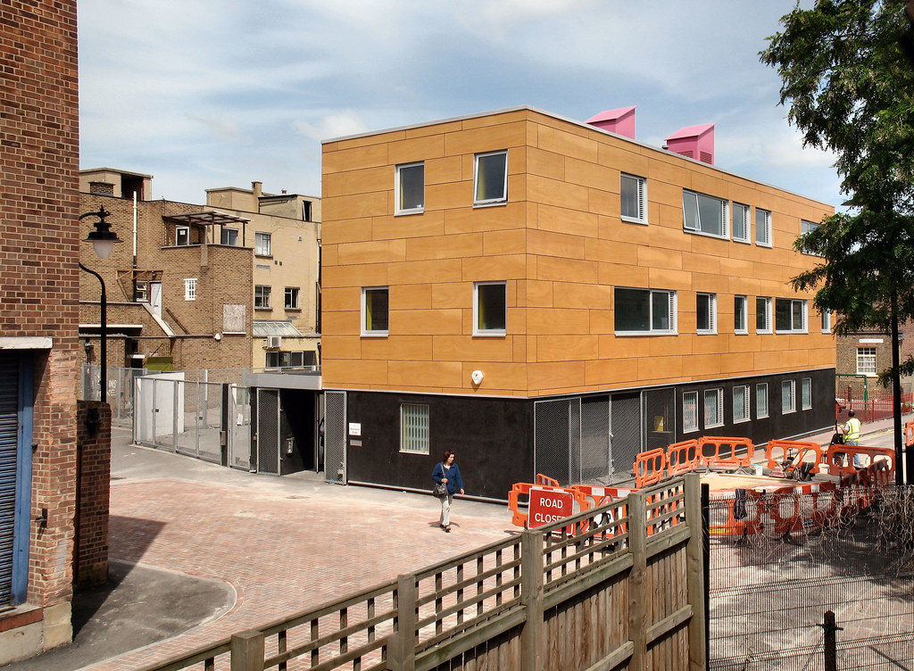 Stoneleigh Road Update 4 June 2009 4June 2009. At long l… Flickr