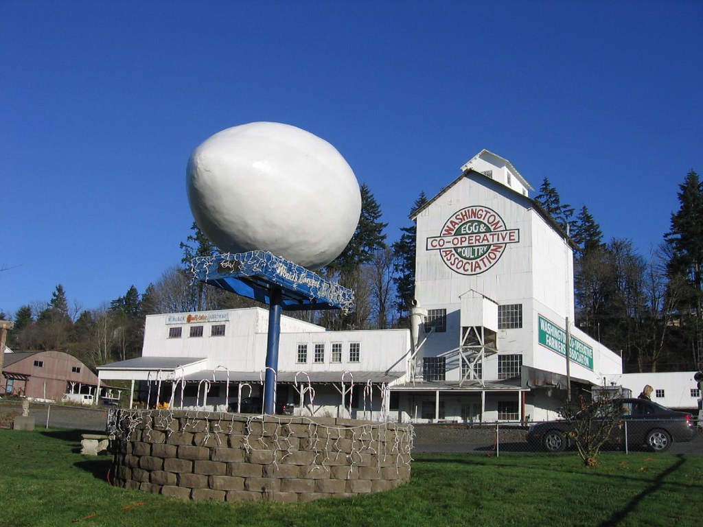 Winlock, Washington Proud home of "The World's Largest Egg
