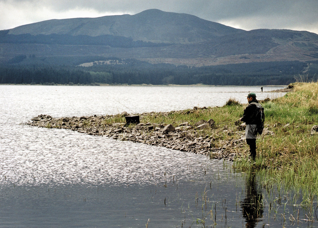 Carron Valley The Carron Valley reservoir lies at 1,000 fe… Flickr