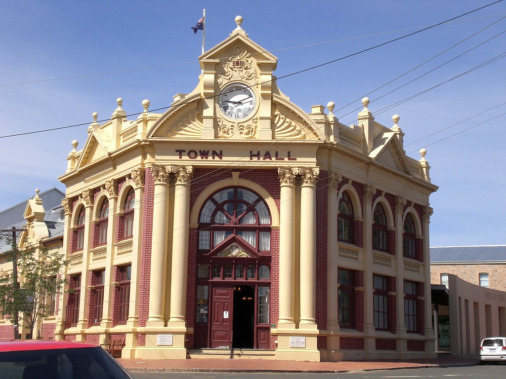 York Town Hall MN6 Flickr