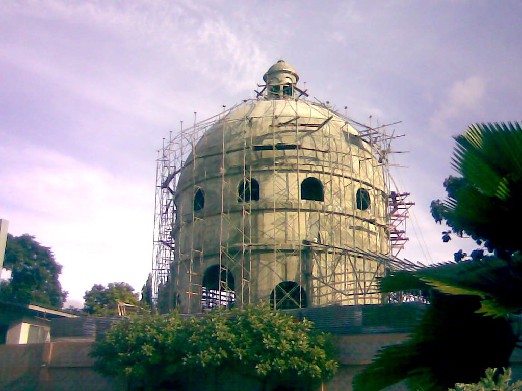 back view St. Therese Lahug View from the back shows the o… Flickr