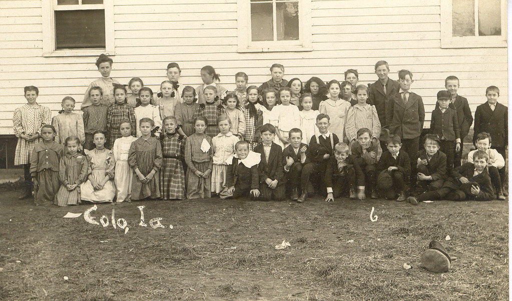 Colo, Iowa, High School Building, Students Dates from the … Flickr