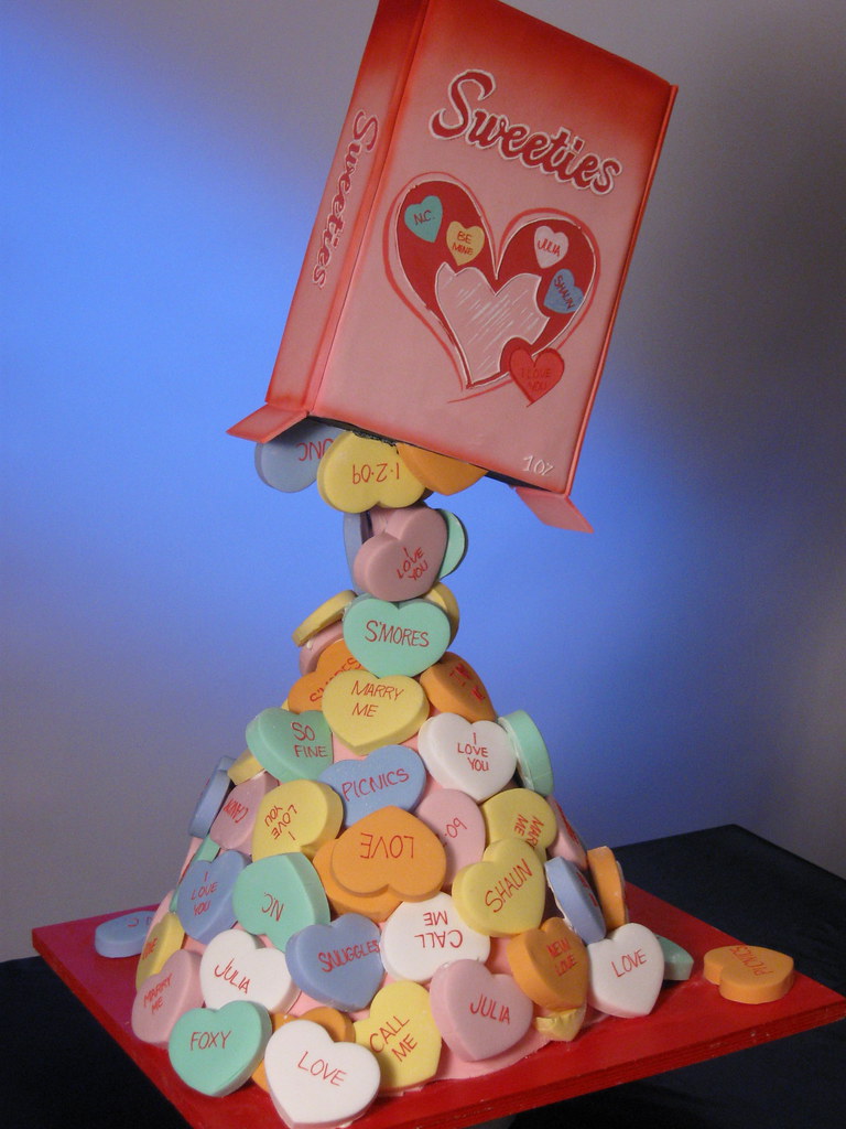 Cake Girls Chicago, Il "Sweeties" heart engagement cake.… Flickr