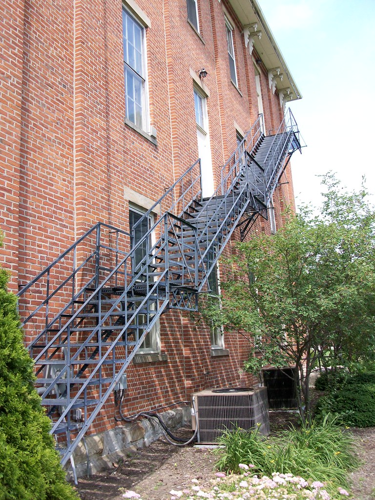 Town Hall Sunbury, Ohio This is the Town Hall in Sunbury… Flickr