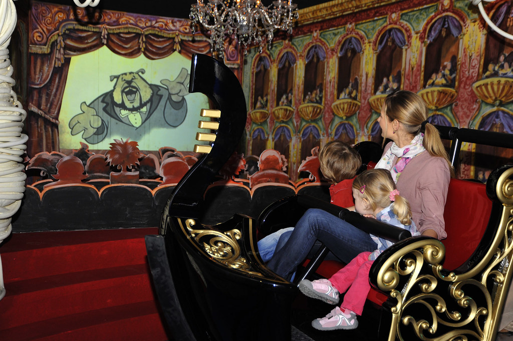 Piccolo Mondo (EuropaPark) In venezianischen Gondeln führ… Flickr