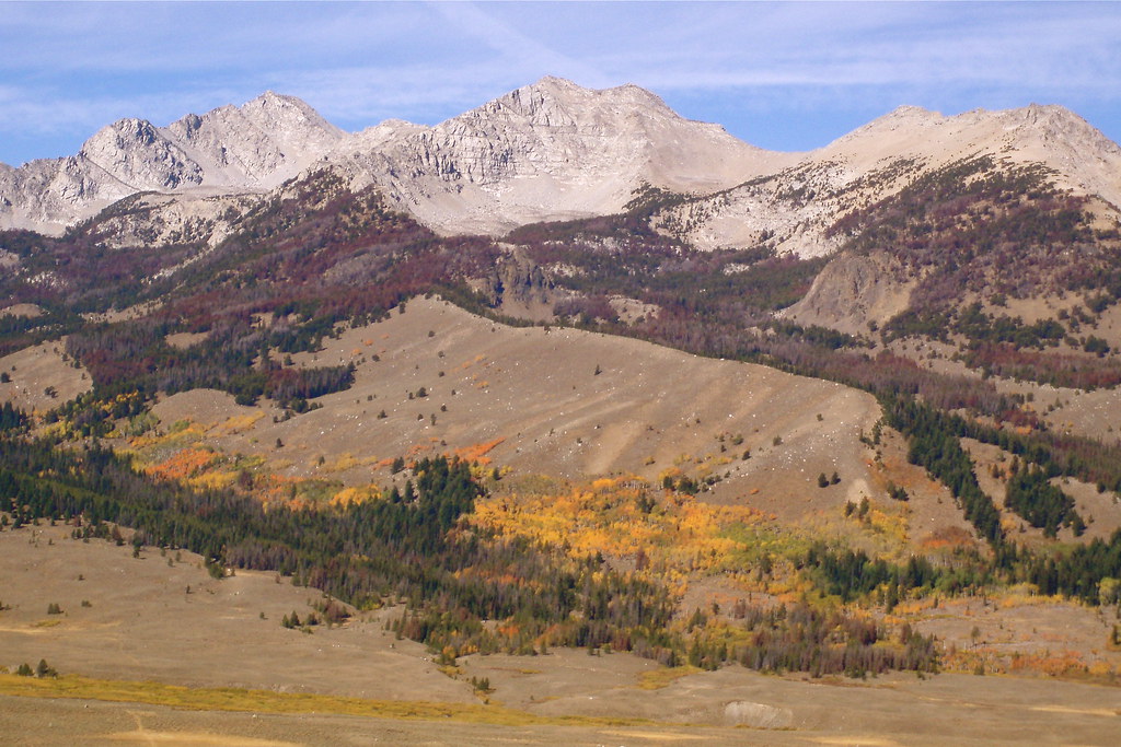 Copper Basin Peaks surrounding Copper Basin, Idaho. These … Flickr