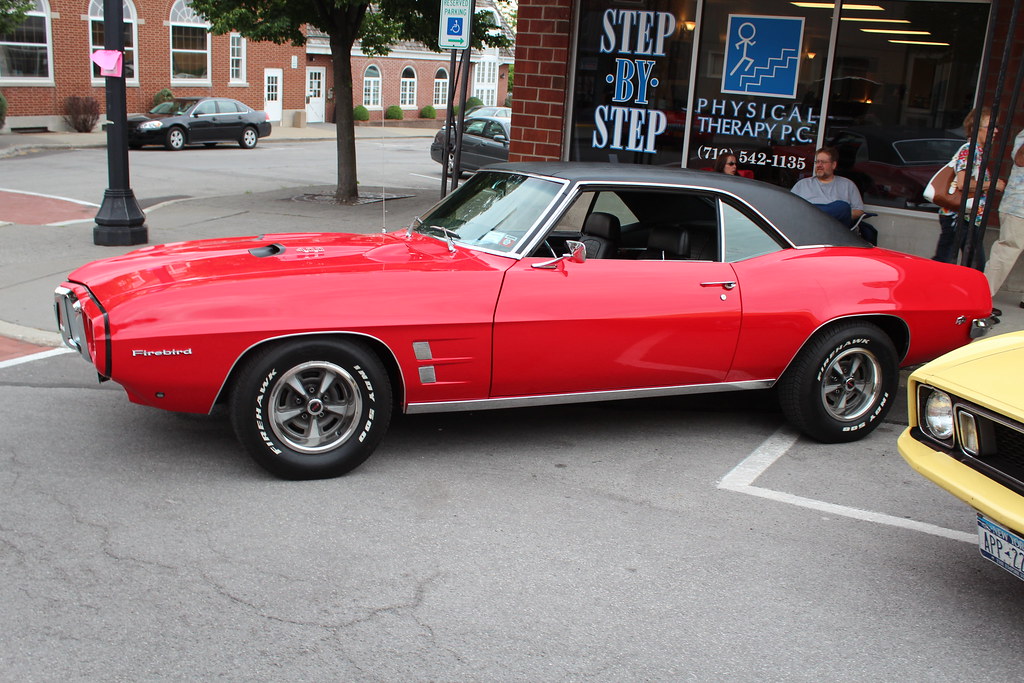 Akron Cruise Night Tbird night 077 Gary Swiatowy Flickr