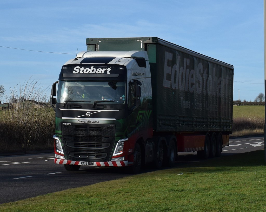 KX15NUW H4125 Eddie Stobart Volvo 'Cheryl Maureen' Flickr