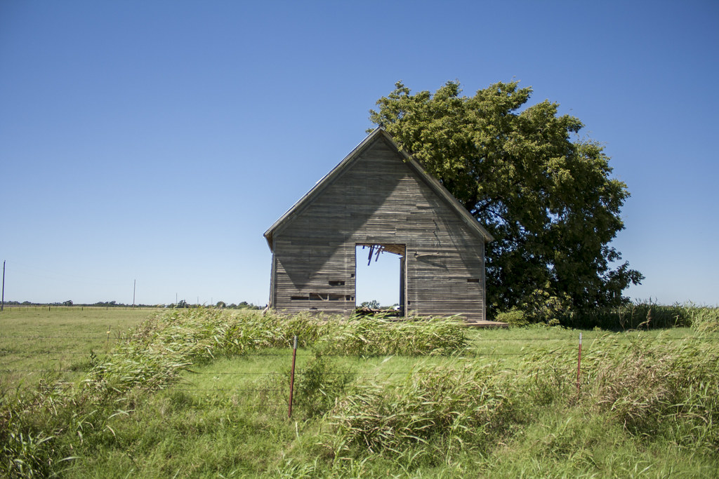 An abandoned house in Jet, OK S. Ali Shojaee Flickr