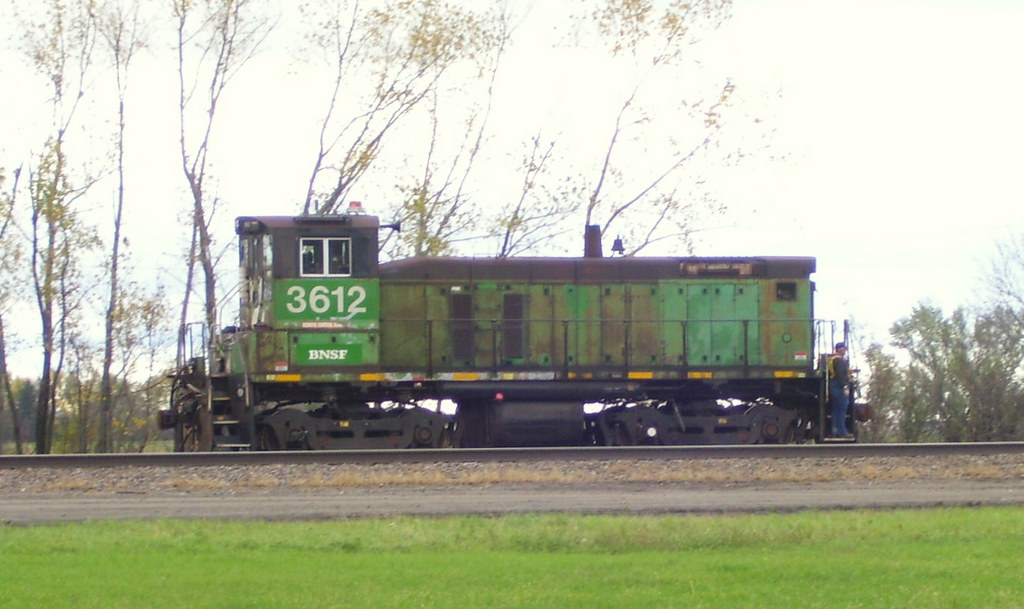 BNSF 3612 Dilworth Working the west end of the East Boun… Flickr