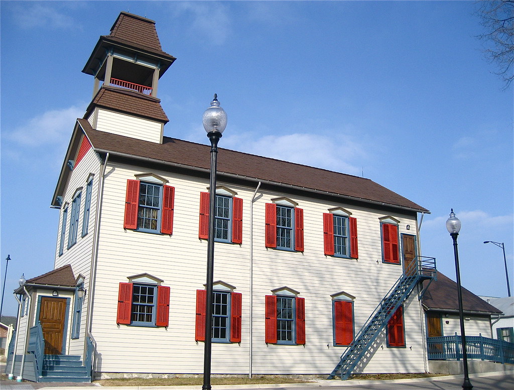 Bloomingdale School and Village Hall NRHP 94001263 This 1… Flickr