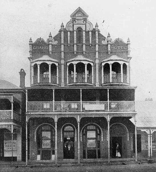 Grand Hotel Toowoomba Russell street.Also known as the Ter… Flickr