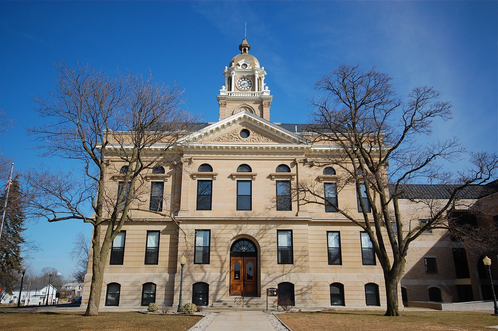 Doing Justice Gratiot County Courthouse, Ithaca, Michigan Phil