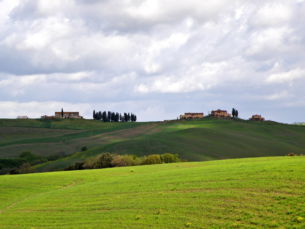 Hill Top Estate Tuscany On the back roads from Florence to… Flickr