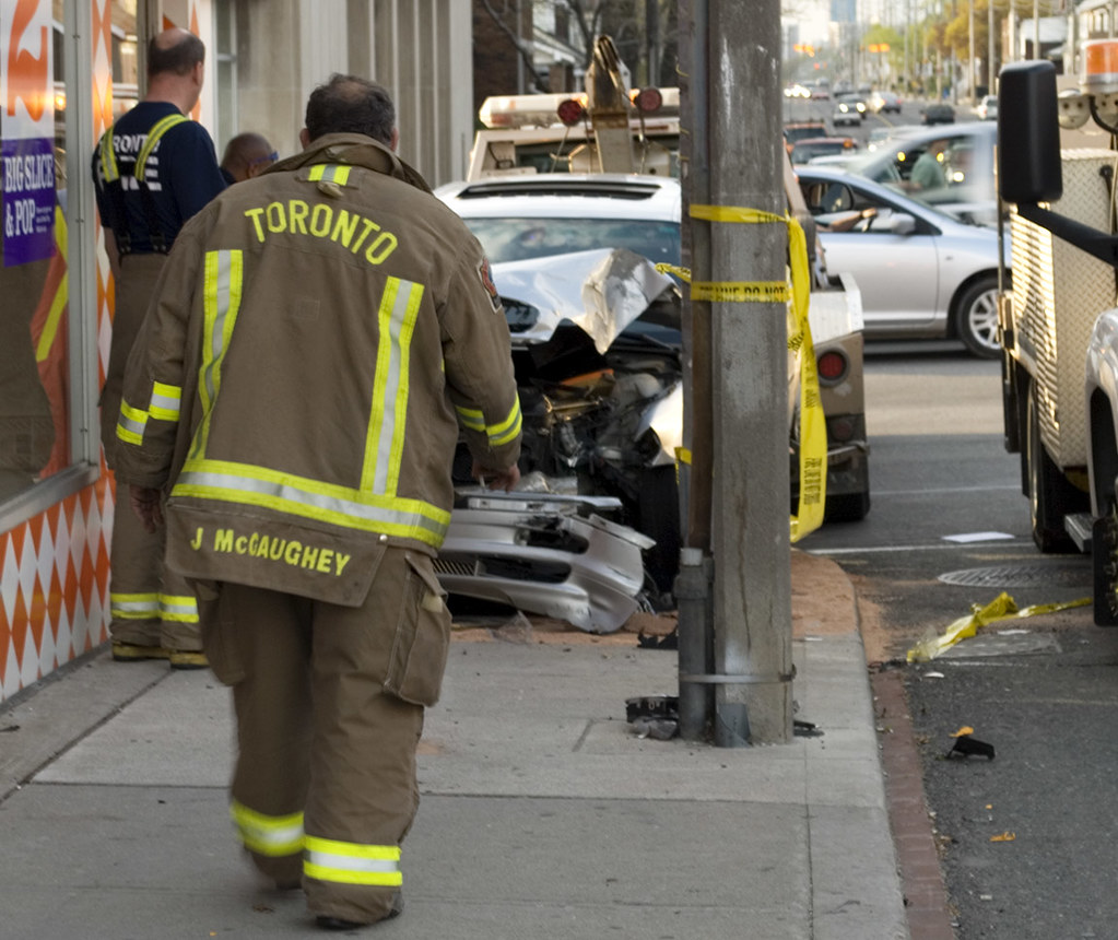 Car CrashWoodbine DanforthMay 0820092242 On the way ho… Flickr