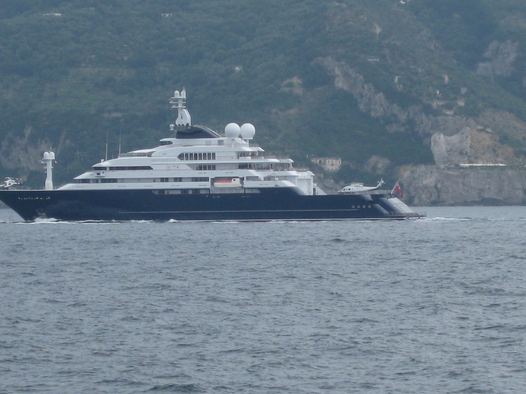 Bill Gates Yacht Yachts Of Bill Gates Roman Abramovich Anchored Off